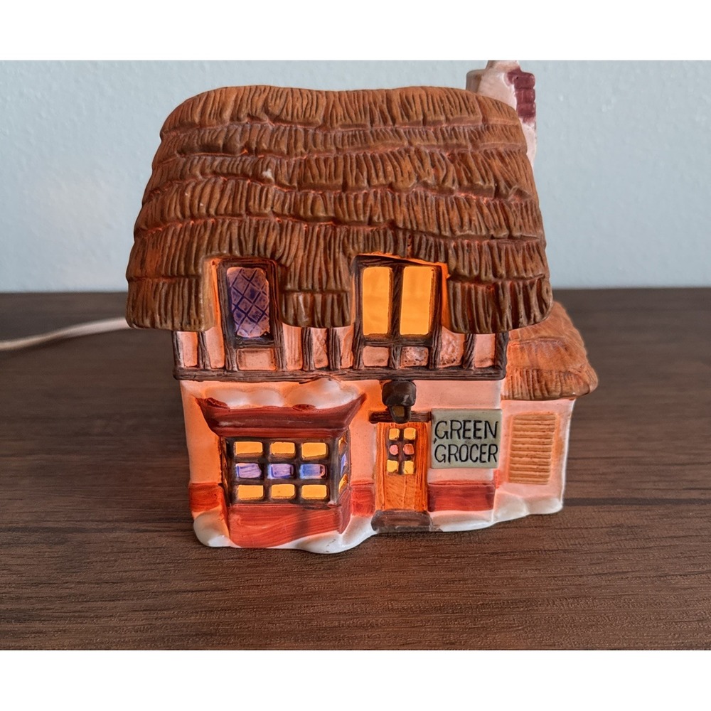 Dept. 56 Dickens Village, "Green Grocer", Shops of Dickens Village 1984 Pre-own